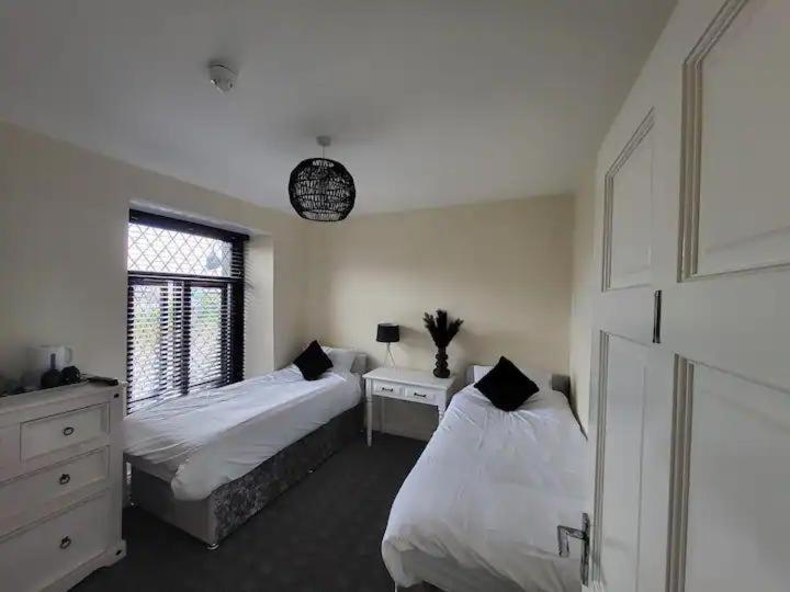 The Dublin Packet - Twin Room 1 Holyhead Exterior photo